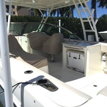 Boston Whaler 270 Vantage