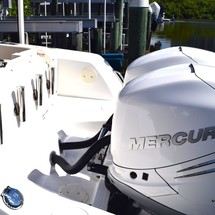 Boston Whaler 270 Vantage