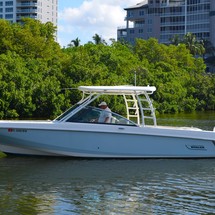 Boston Whaler 270 Vantage