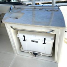 Boston Whaler 270 Vantage