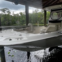 Boston Whaler 270 Dauntless