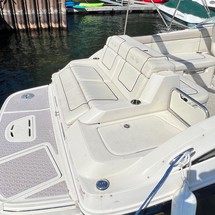 Sea Ray 260 Sundeck