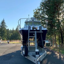 Glacier bay isle runner blue hull 2670