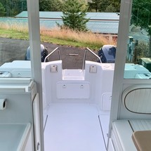 Glacier bay isle runner blue hull 2670