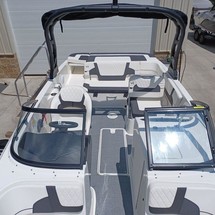 Bayliner VR6 BOWRIDER