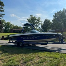 Malibu Wakesetter 23 LSV