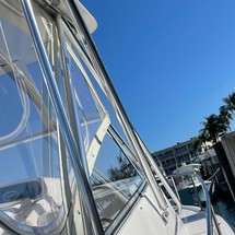 Grady-White Express 330