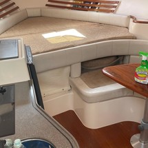 Grady-White Express 330