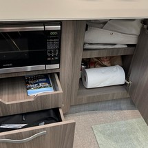 Regal 33 SAV