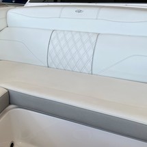 Regal 33 SAV