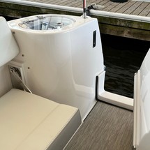 Regal 33 SAV