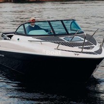 Phoenix 560