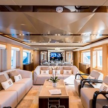 Majesty Yachts 110