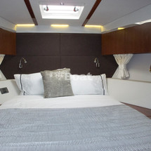 Sealine F490