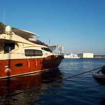 Ferretti Altura 690