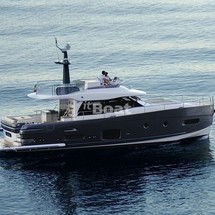 Azimut Magellano 53