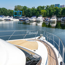 Carver 41 Cockpit Motor Yacht