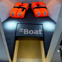 Barents Boats 900