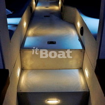 Barents Boats 900