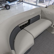 Sunchaser Boats Geneva Cruise 20 LR DH