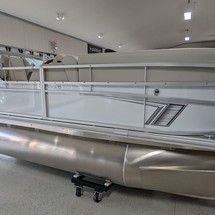 Sunchaser Boats Geneva Cruise 20 LR DH