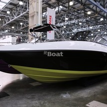 Slider 210