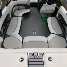 Malibu Wakesetter 23 LSV