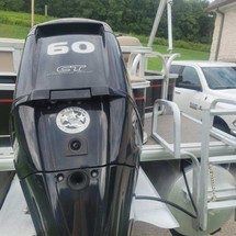 Sun Tracker Bass Buggy 18 DLX