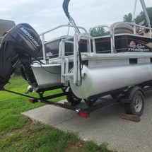 Sun Tracker Bass Buggy 18 DLX