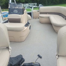 Sun Tracker Bass Buggy 18 DLX