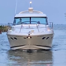 Sea Ray 450 Sundancer