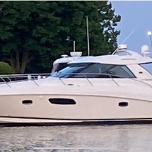 Sea Ray 450 Sundancer