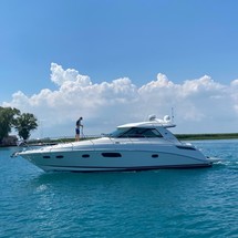 Sea Ray 450 Sundancer