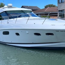 Sea Ray 450 Sundancer