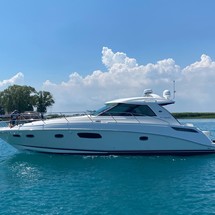 Sea Ray 450 Sundancer