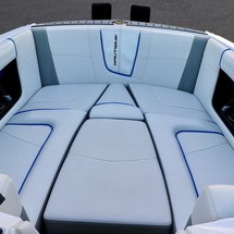 Super Air Nautique G23