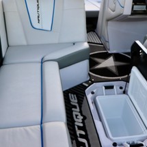 Super Air Nautique G23