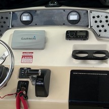 Scout Boats 225 XSF