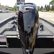 Lund Boats 1875 Pro Guide