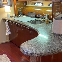 Sea Ray Sundancer 520