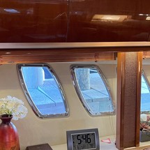 Sea Ray Sundancer 520