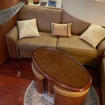 Sea Ray Sundancer 520