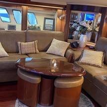 Sea Ray Sundancer 520
