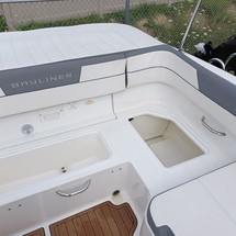 Bayliner VR5 BOWRIDER