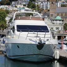 Azimut 55E