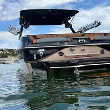 Malibu Wakesetter 24 MXZ
