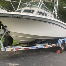 Grady-White Seafarer 228