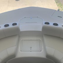 Hurricane 201 sundeck sport