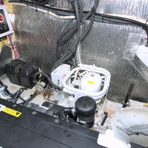 Cruisers Yachts 48 Cantius