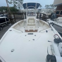 Nauticstar 231